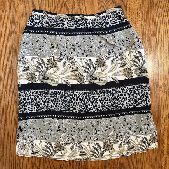 Intriguing Threads Dresses & Skirts - Intriguing Threads Vintage Black Gray Tan Floral Animal Print Skirt Size 10